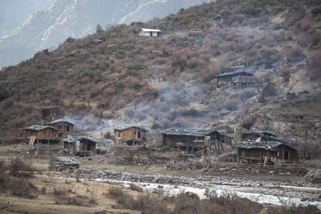 Thudam village on lumba sumba pass trek